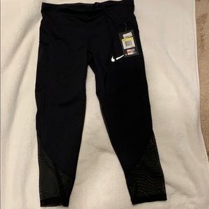 Nike Power Cool Racer Running Crops brand new